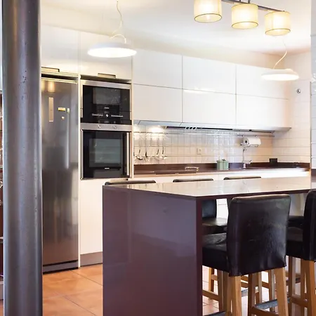 Home2book Spacious Family Getaway, Private Pool * El Pris