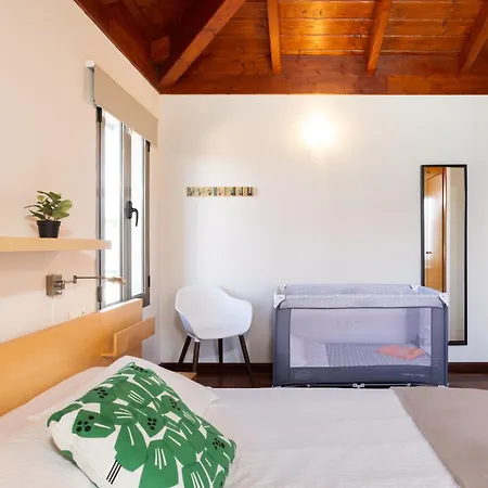 Home2book Spacious Family Getaway, Private Pool El Pris